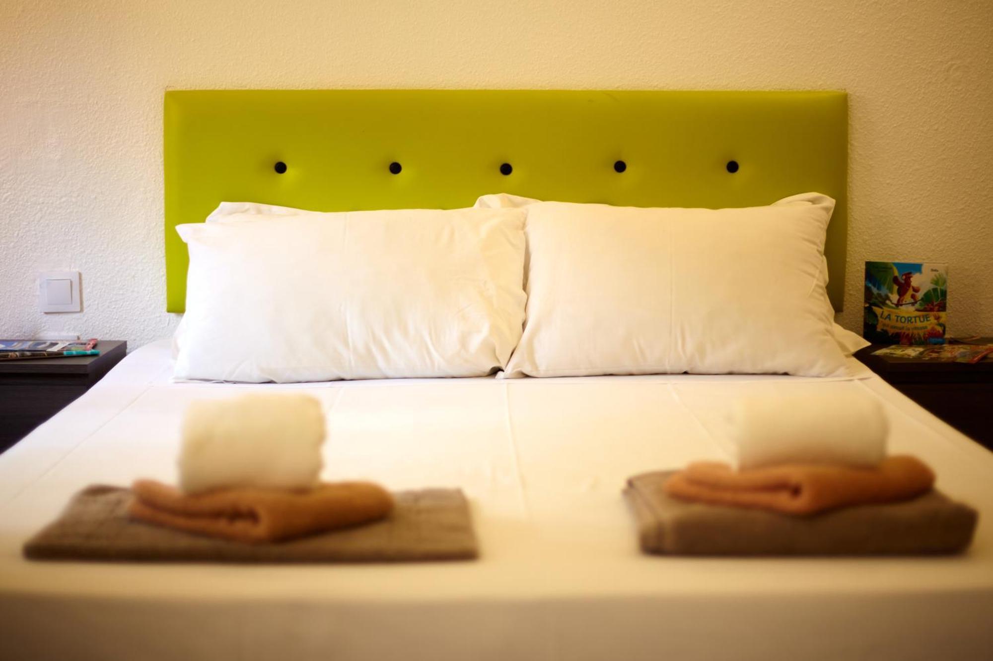 Hotel La Voile Bleue La Richardais Eksteriør billede
