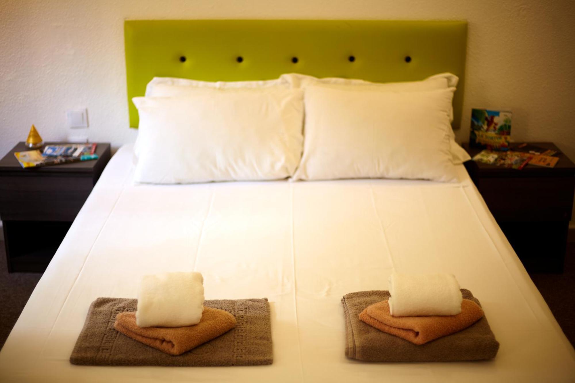 Hotel La Voile Bleue La Richardais Eksteriør billede